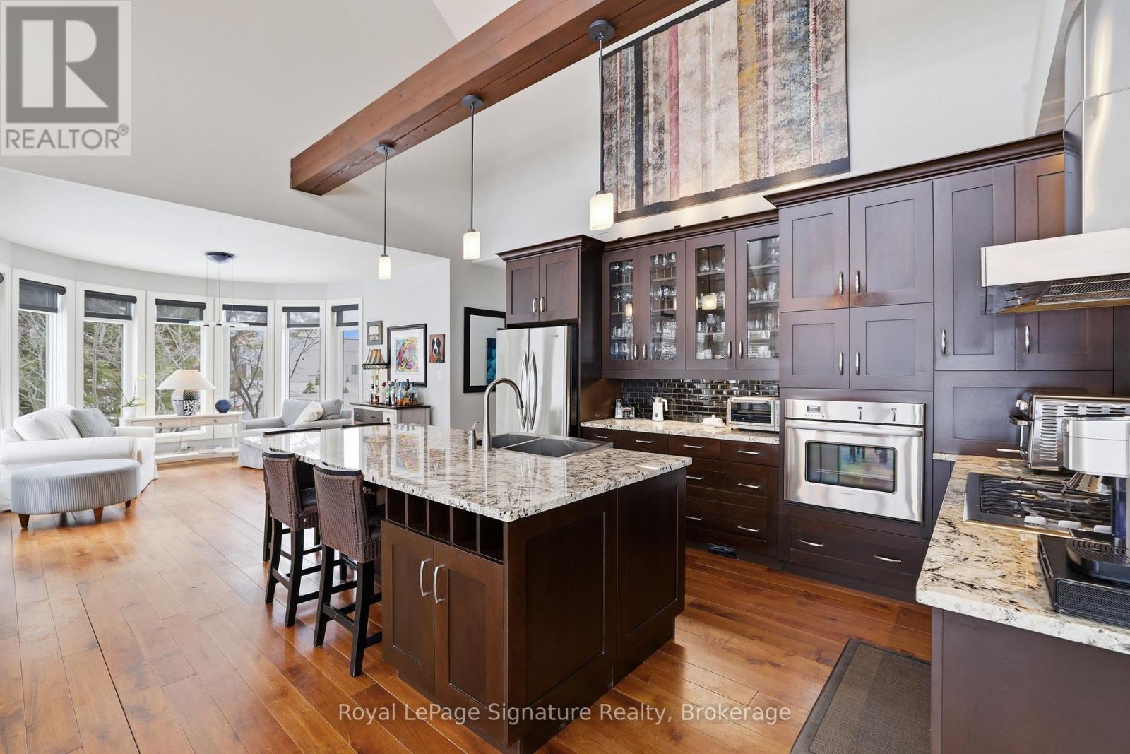 176 High Bluff Lane, Blue Mountains, Ontario  N0H 2P0 - Photo 9 - X12806936