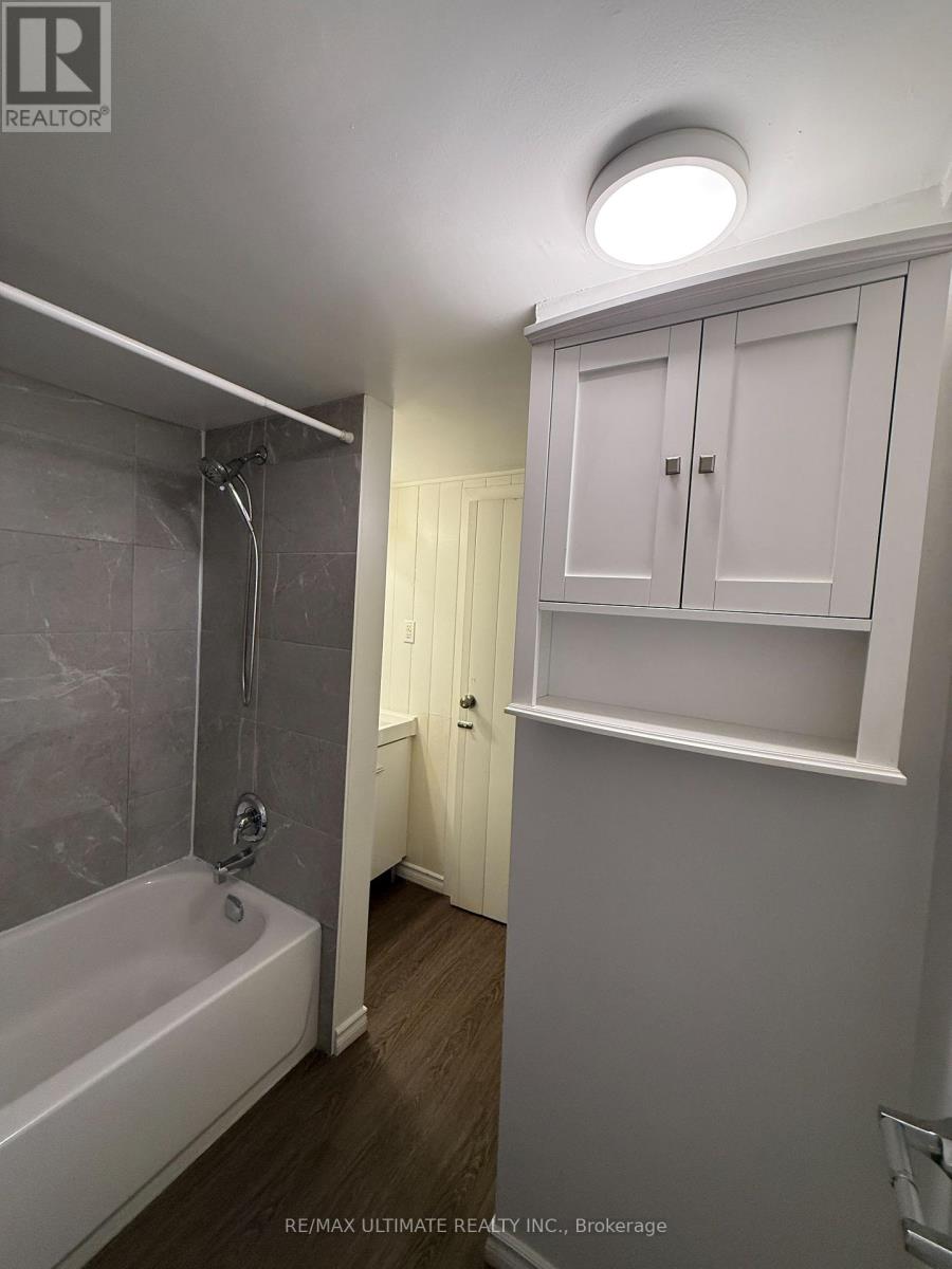 Unit 5 (Basement Unit) - 8 Avion Avenue, Toronto, Ontario  M4E 1C3 - Photo 15 - E13035086