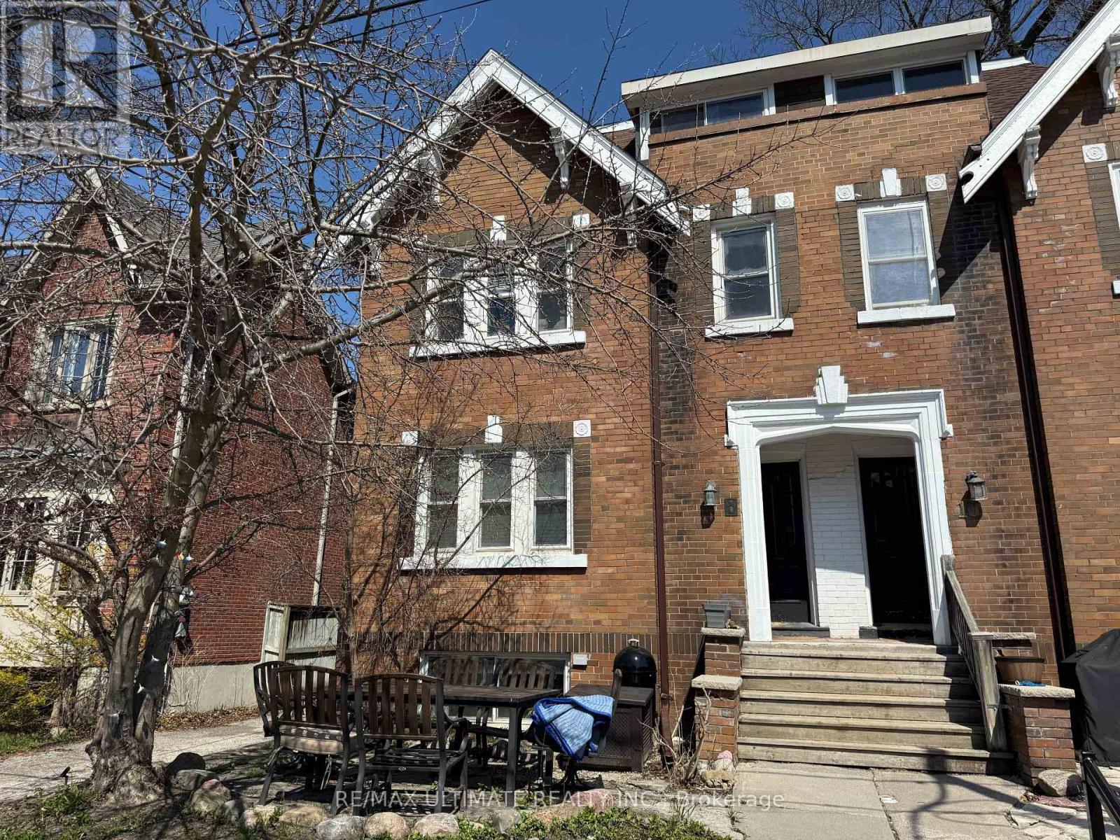 Unit 5 (Basement Unit) - 8 Avion Avenue, Toronto, Ontario  M4E 1C3 - Photo 2 - E13035086