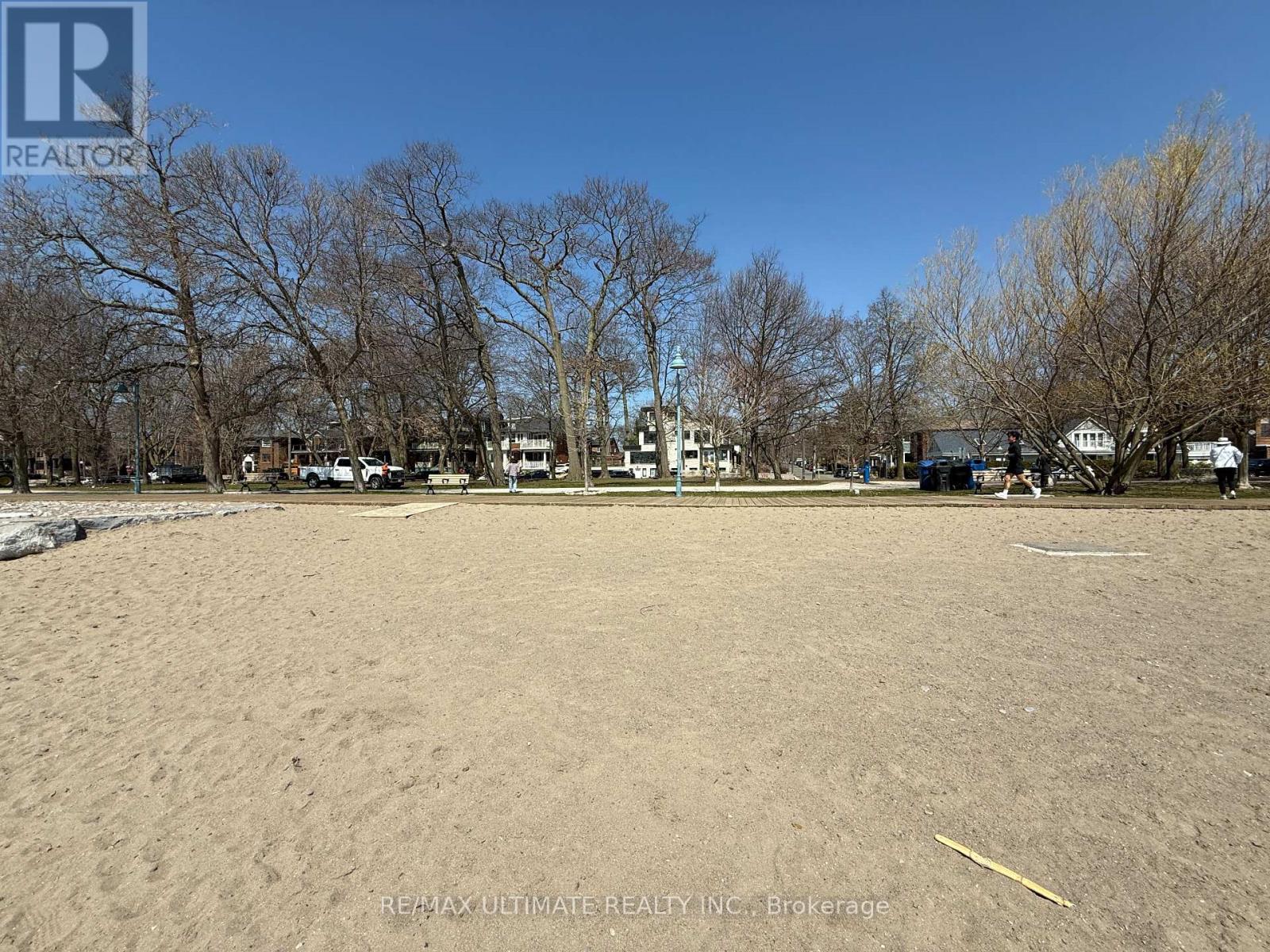 Unit 5 (Basement Unit) - 8 Avion Avenue, Toronto, Ontario  M4E 1C3 - Photo 24 - E13035086