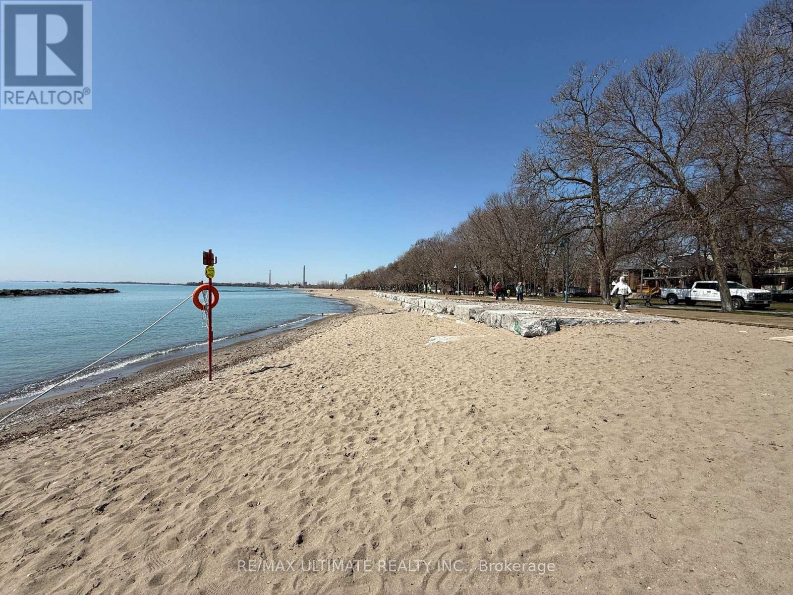Unit 5 (Basement Unit) - 8 Avion Avenue, Toronto, Ontario  M4E 1C3 - Photo 25 - E13035086