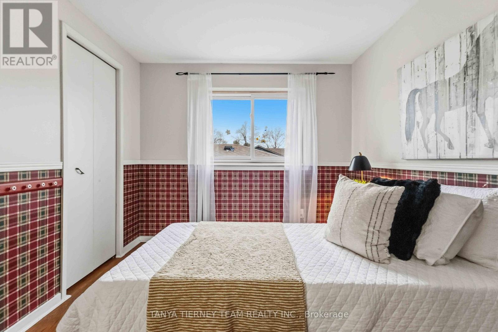 6 Gershwin Court, Whitby, Ontario  L1N 6C9 - Photo 34 - E13035294