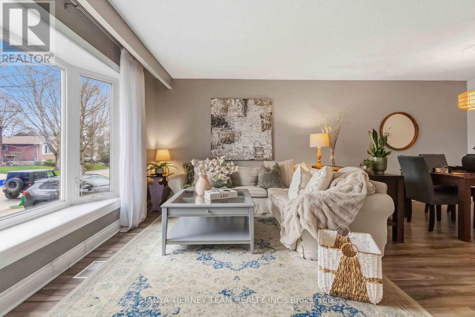 6 Gershwin Court, Whitby, Ontario  L1N 6C9 - Photo 6 - E13035294