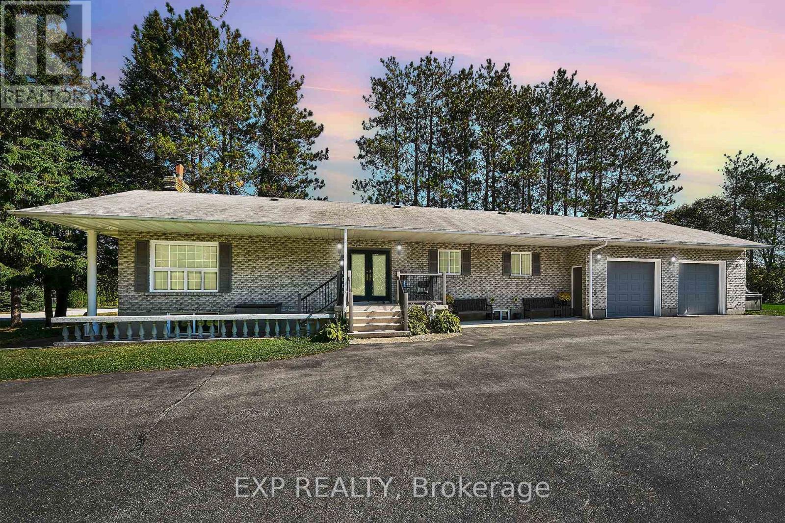 9 Hilda Avenue, Uxbridge, Ontario  L9P 1R2 - Photo 3 - N13034068