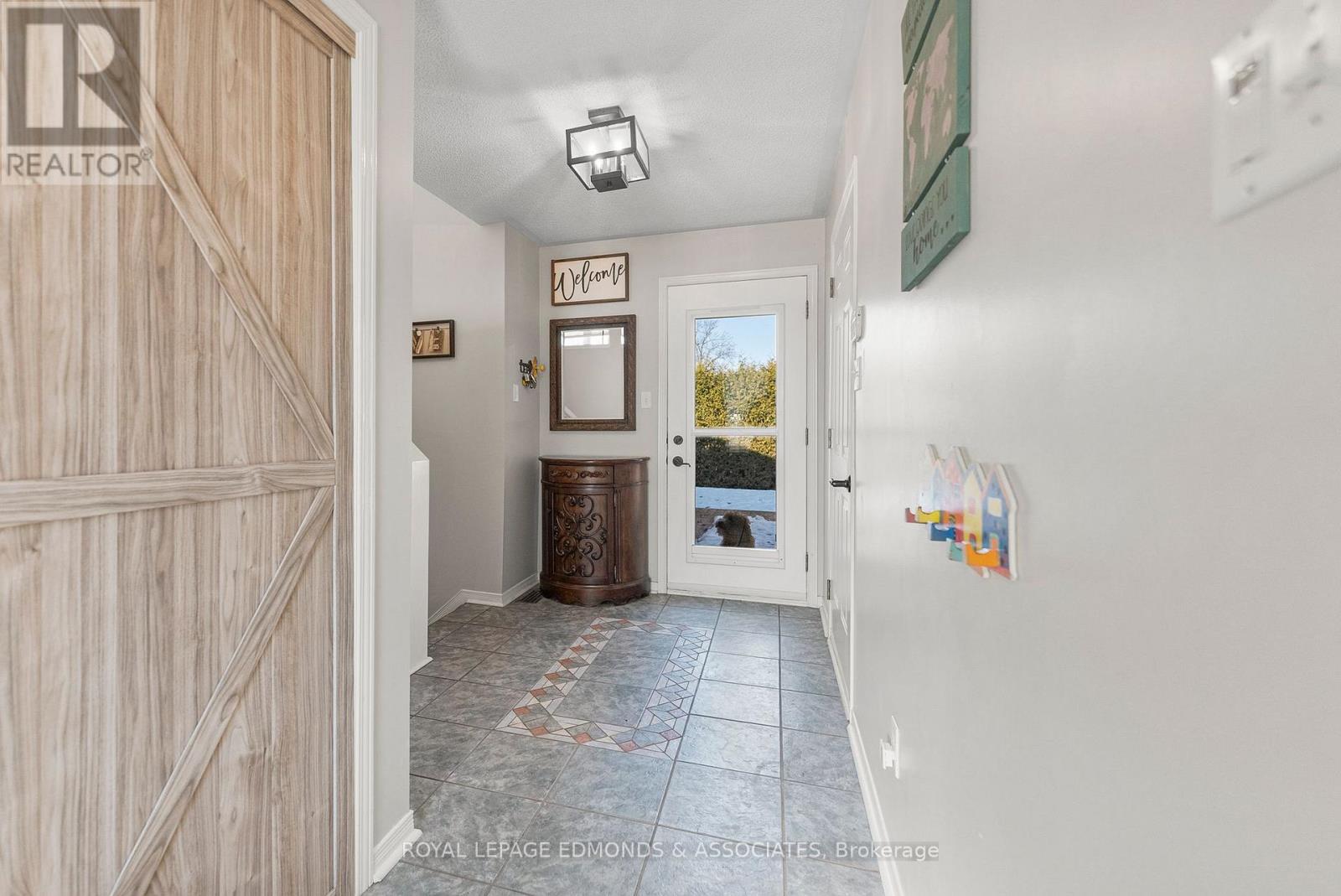 34 Bayshore Drive, Petawawa, Ontario  K8H 3R7 - Photo 21 - X12976596