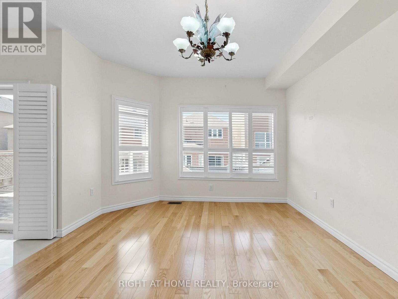 306 William Berczy Boulevard, Markham, Ontario  L6C 2G1 - Photo 11 - N13035002