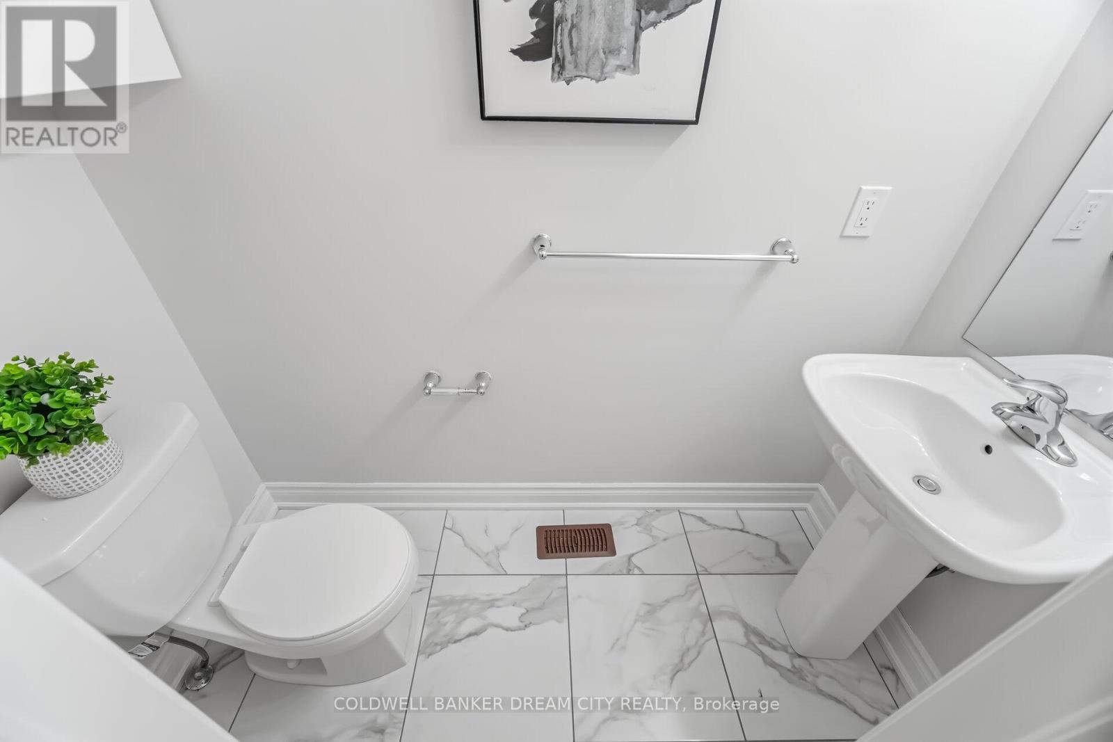 382 Kirkham Drive, Markham, Ontario  L3S 0E4 - Photo 18 - N13035054