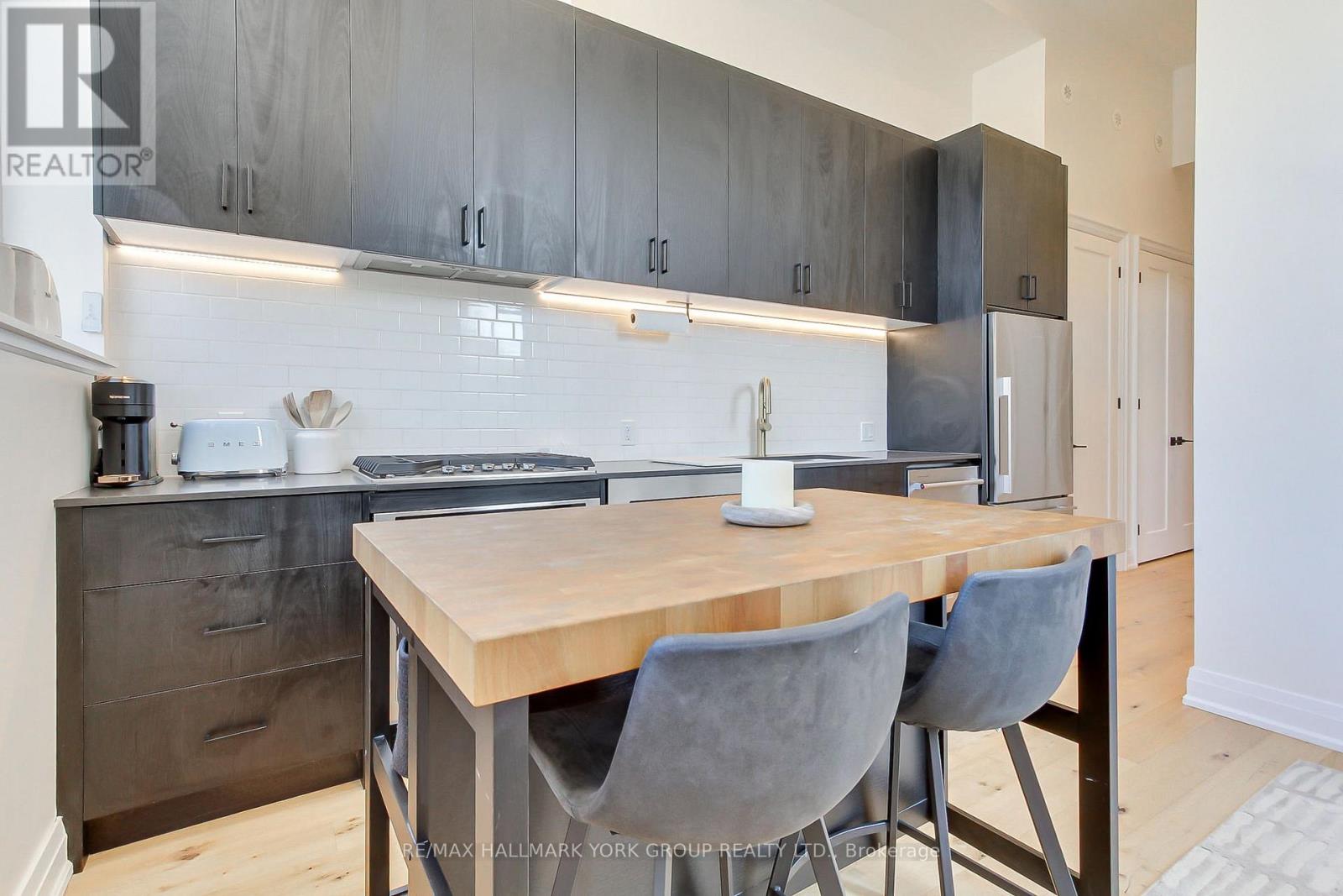 203 - 400 Park Avenue, Newmarket, Ontario  L3Y 1V8 - Photo 16 - N13035186