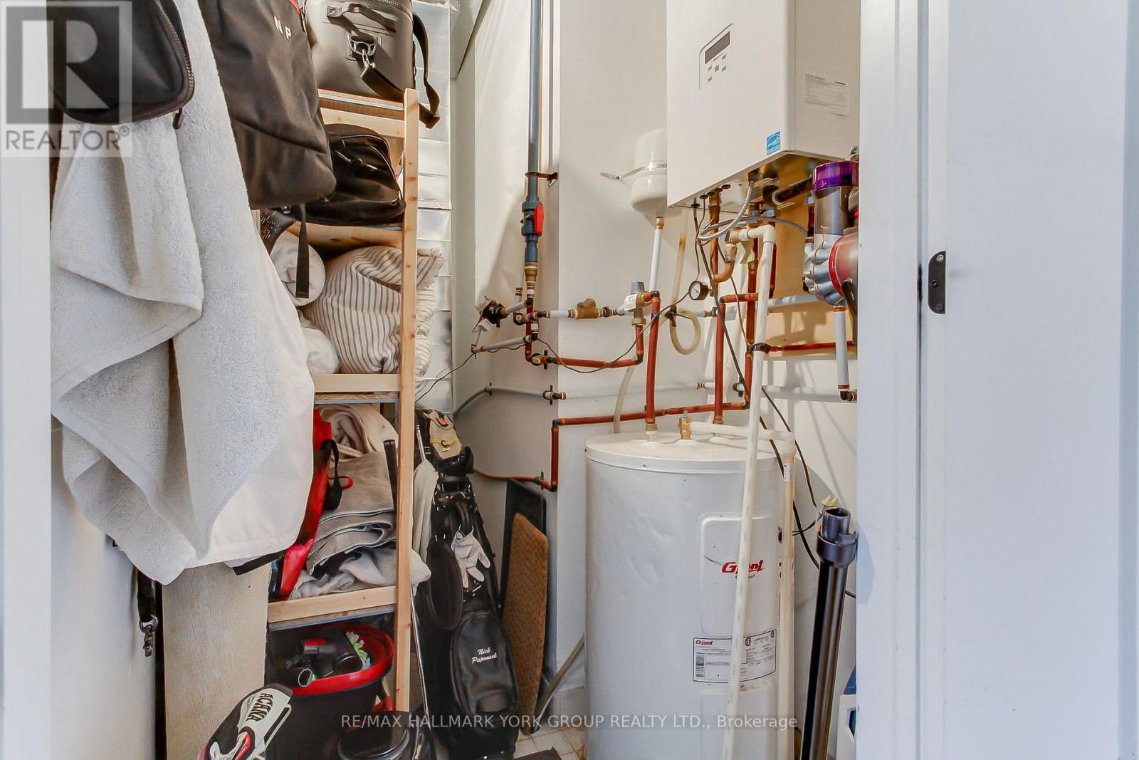 203 - 400 Park Avenue, Newmarket, Ontario  L3Y 1V8 - Photo 28 - N13035186