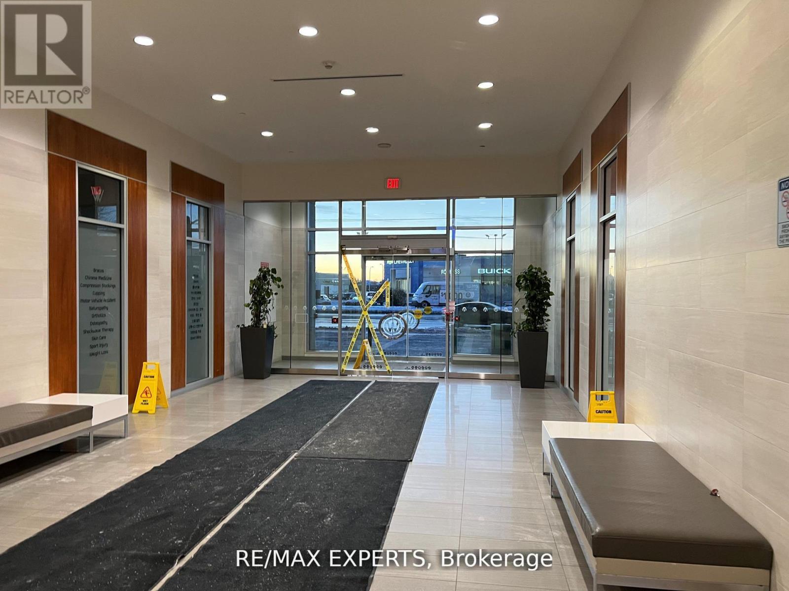 135 - 7163 Yonge Street, Markham, Ontario  L3T 0C8 - Photo 4 - N13035202