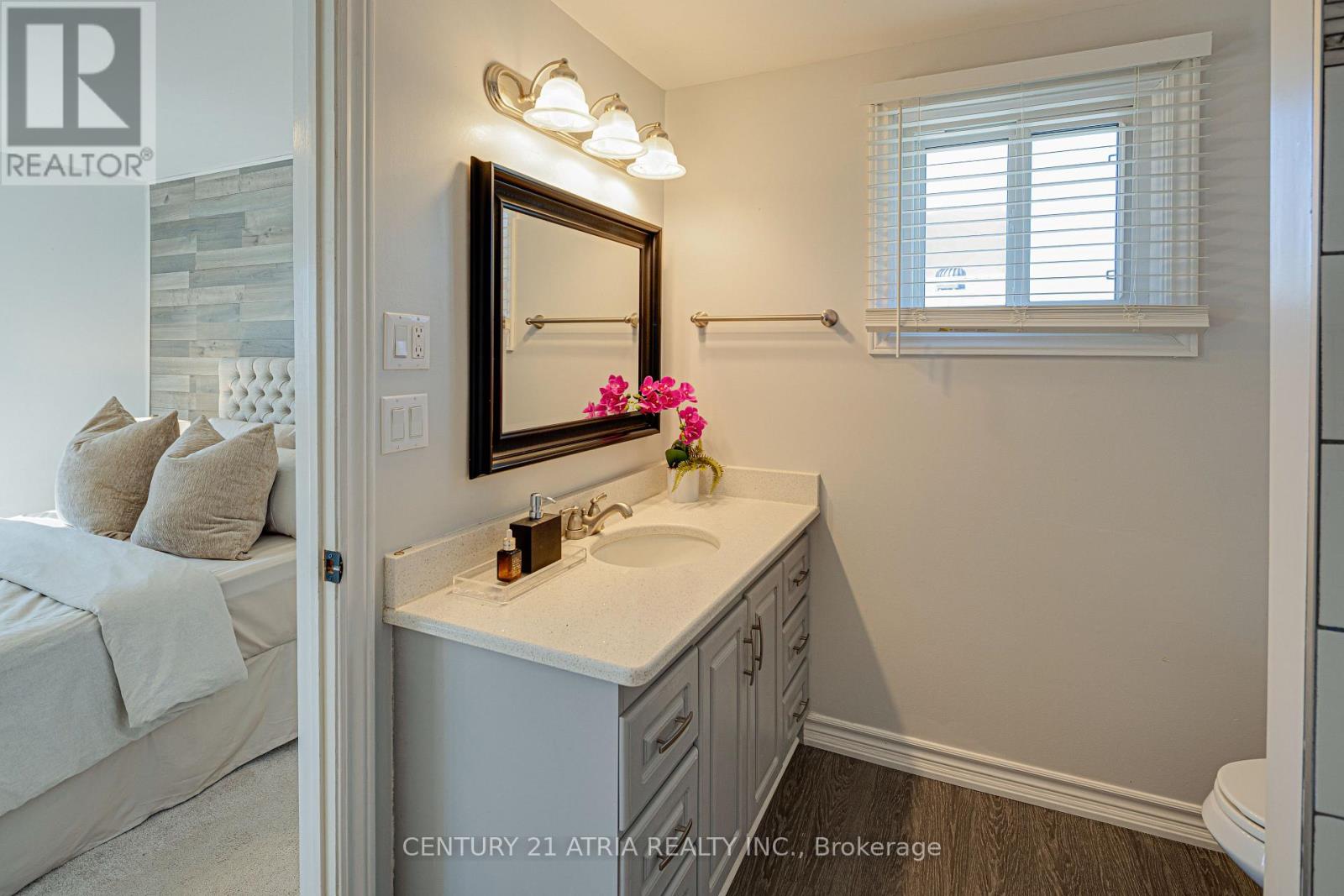 251 Stouffer Street, Whitchurch-Stouffville, Ontario  L4A 4Y8 - Photo 19 - N13035224