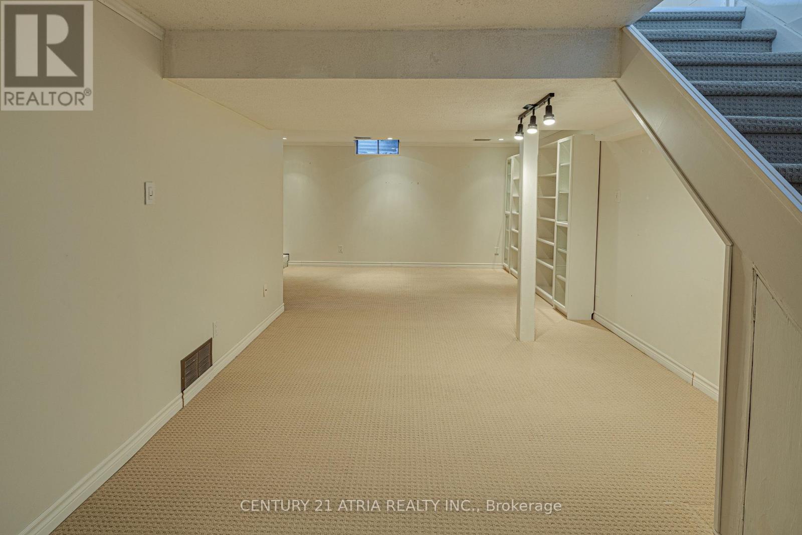 251 Stouffer Street, Whitchurch-Stouffville, Ontario  L4A 4Y8 - Photo 24 - N13035224