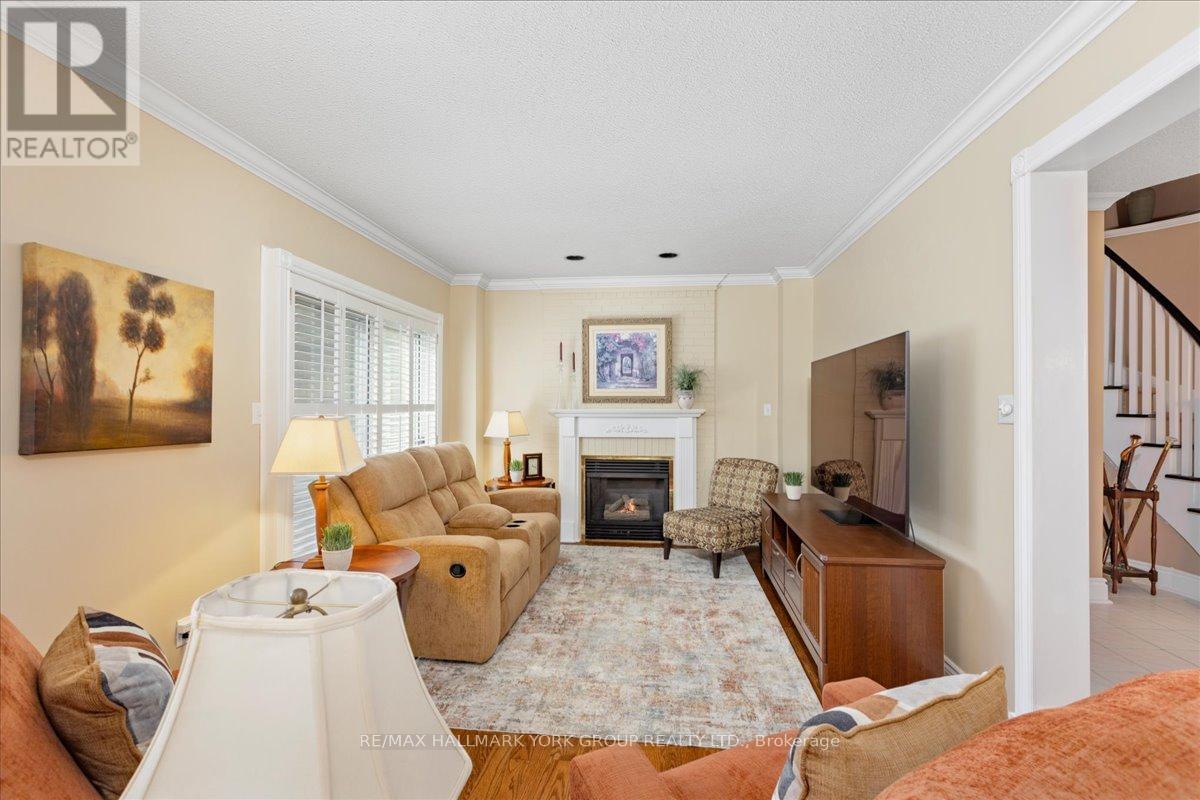 263 Mcclellan Way, Aurora, Ontario  L4G 6N9 - Photo 16 - N13035286