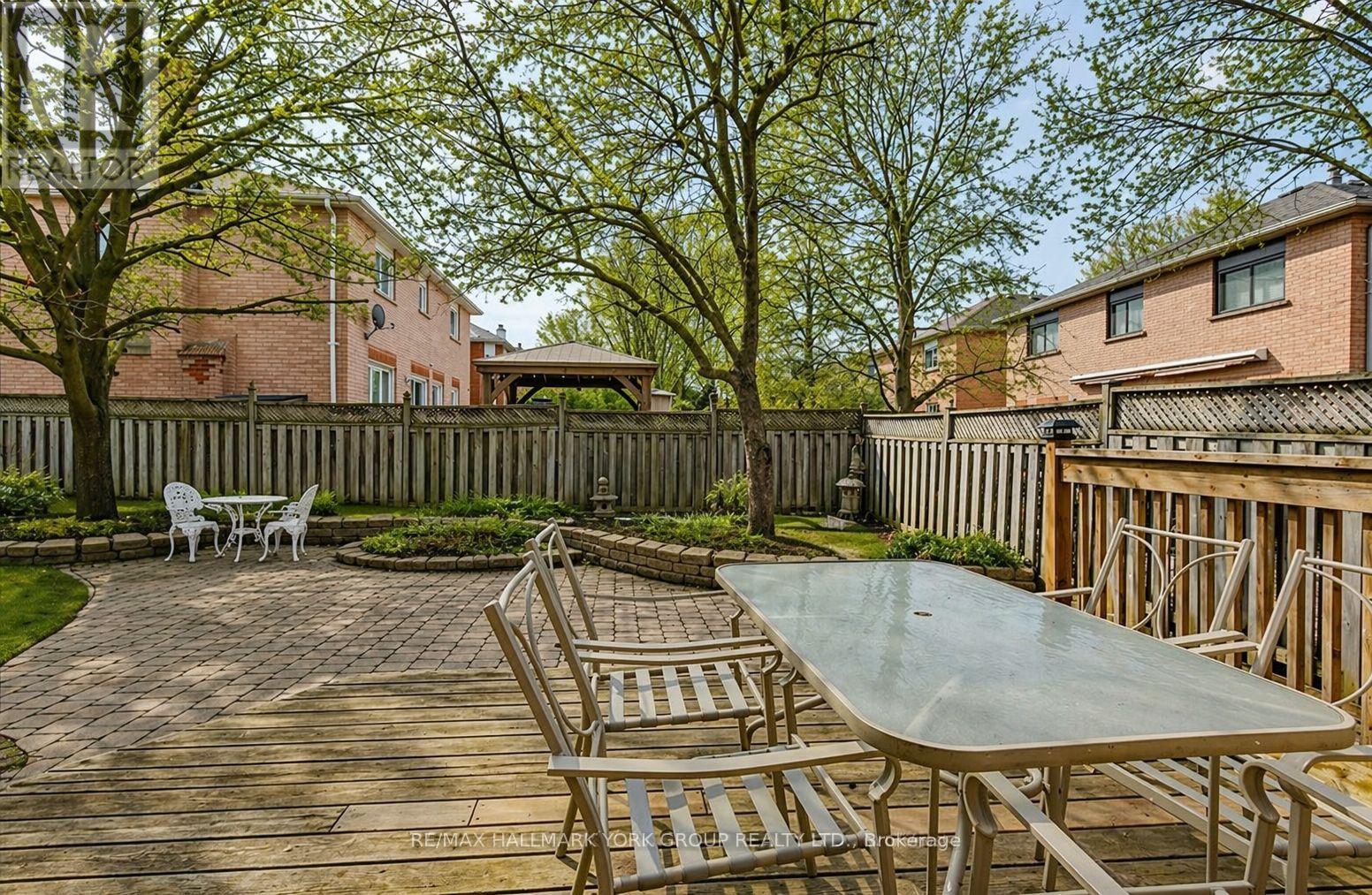 263 Mcclellan Way, Aurora, Ontario  L4G 6N9 - Photo 35 - N13035286