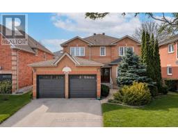 263 MCCLELLAN WAY, Aurora, Ontario