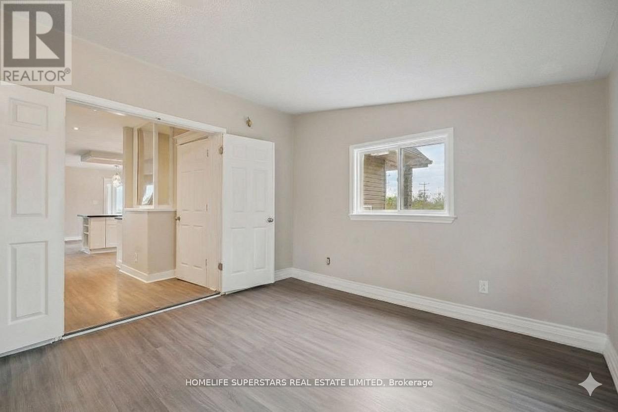 4290 Yonge Street, Bradford West Gwillimbury, Ontario  L0L 1R0 - Photo 27 - N13035306