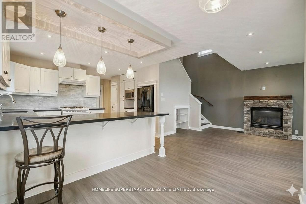 4290 Yonge Street, Bradford West Gwillimbury, Ontario  L0L 1R0 - Photo 3 - N13035306