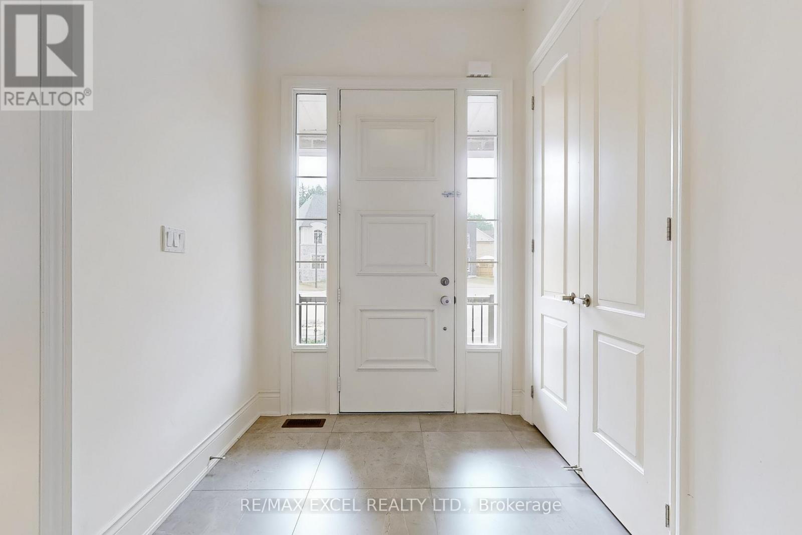 29 Night Sky Court, Richmond Hill, Ontario  L4C 2R4 - Photo 17 - N13035364