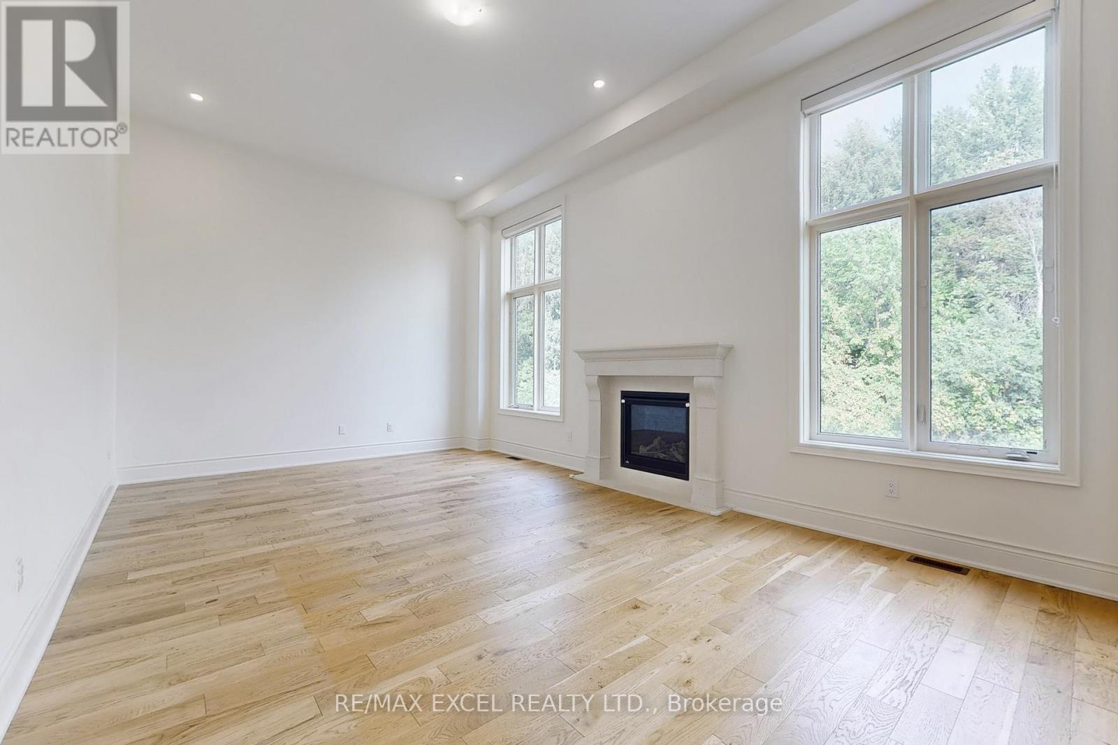 29 Night Sky Court, Richmond Hill, Ontario  L4C 2R4 - Photo 8 - N13035364