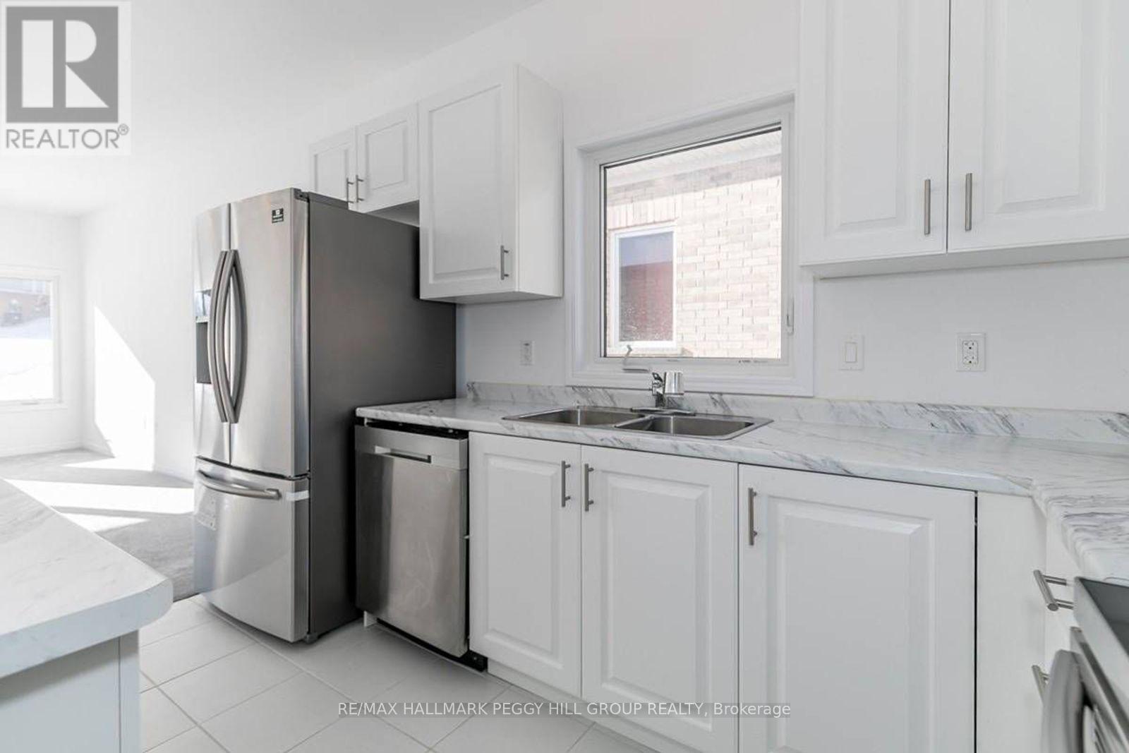 98 Isabella Drive, Orillia, Ontario  L3V 8K7 - Photo 12 - S13035012