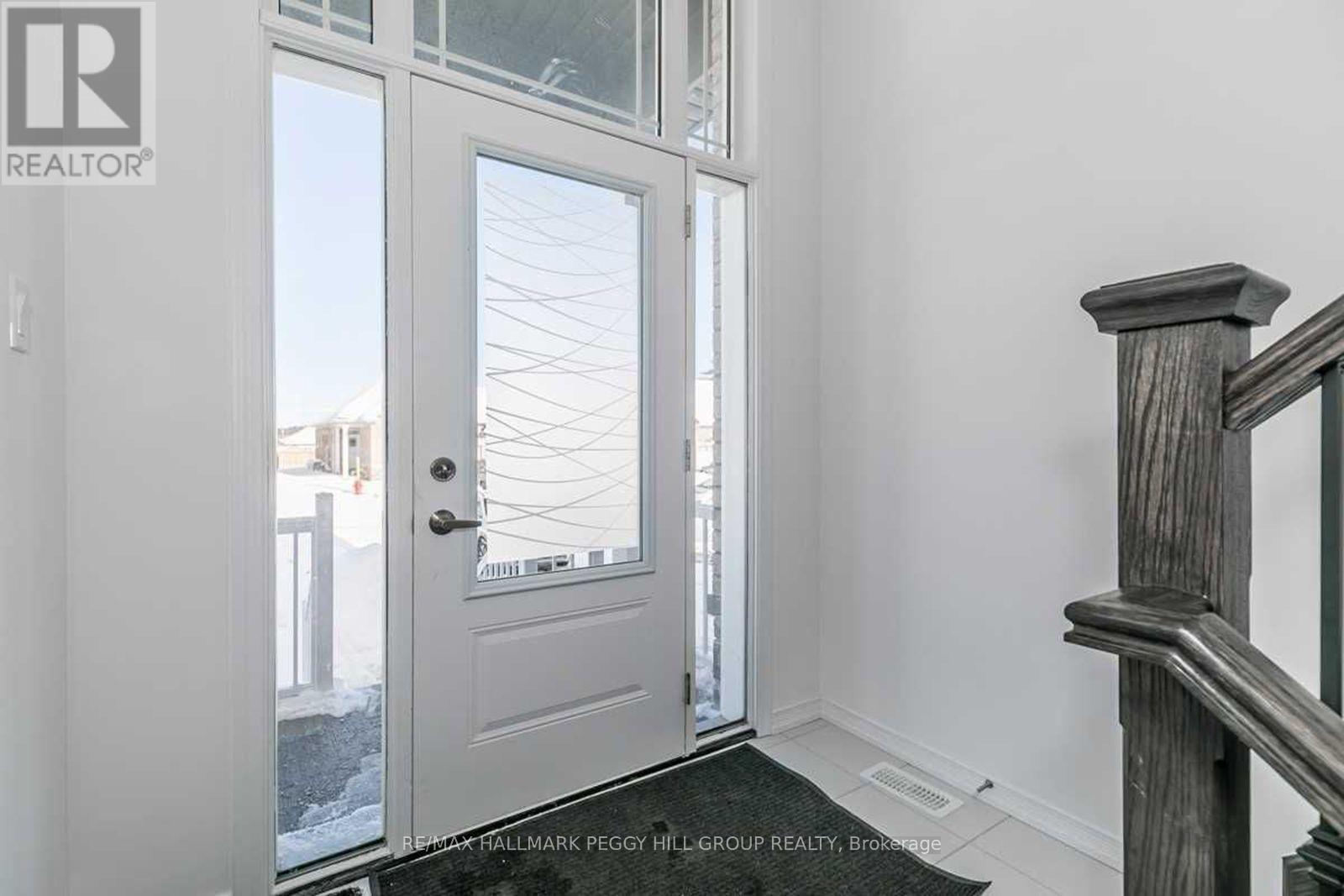 98 Isabella Drive, Orillia, Ontario  L3V 8K7 - Photo 2 - S13035012