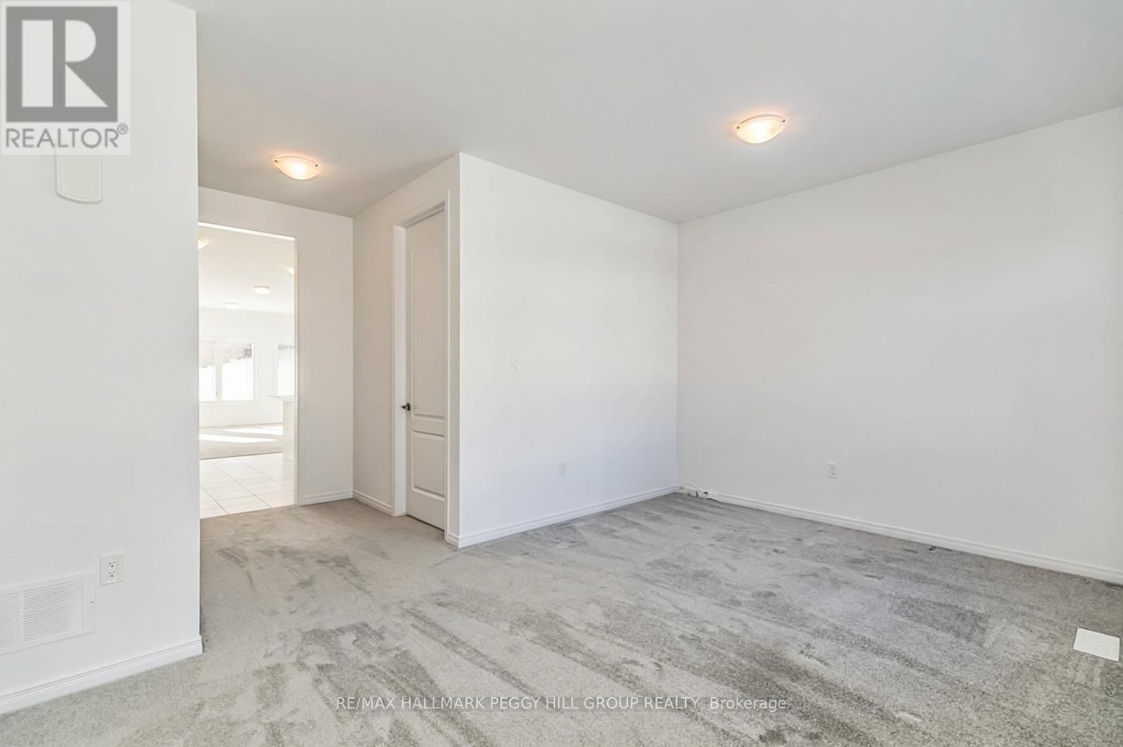 98 Isabella Drive, Orillia, Ontario  L3V 8K7 - Photo 4 - S13035012