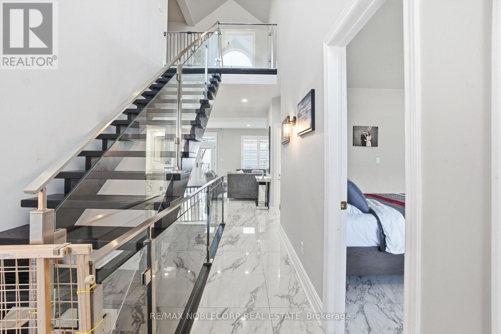 15 Palm Beach Road, Oro-Medonte, Ontario  L0L 1T0 - Photo 8 - S13035232