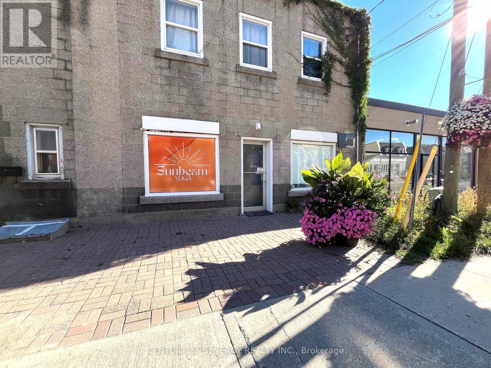 3 William Street W, Smiths Falls, Ontario  K7A 2B1 - Photo 2 - X12382603