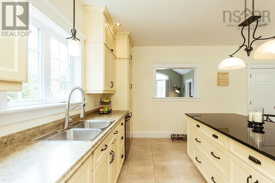 2249 Sackville Drive, Upper Sackville, Nova Scotia  B4E 3C7 - Photo 14 - 202608363