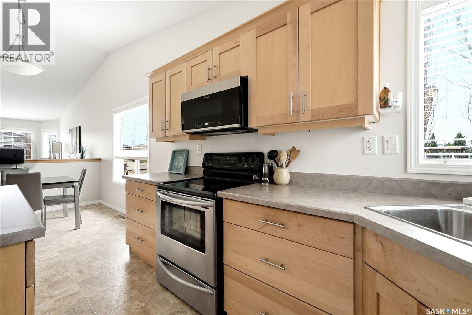 11 Fairway Crescent, White City, Saskatchewan  S4L 0A8 - Photo 10 - SK033687