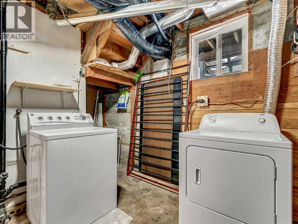 237 7 Street SW, Medicine Hat, Alberta  T1A 4K2 - Photo 36 - A2293578