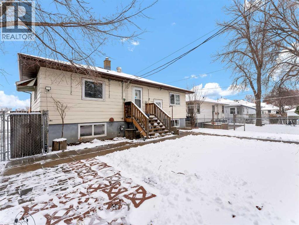 237 7 Street SW, Medicine Hat, Alberta  T1A 4K2 - Photo 42 - A2293578