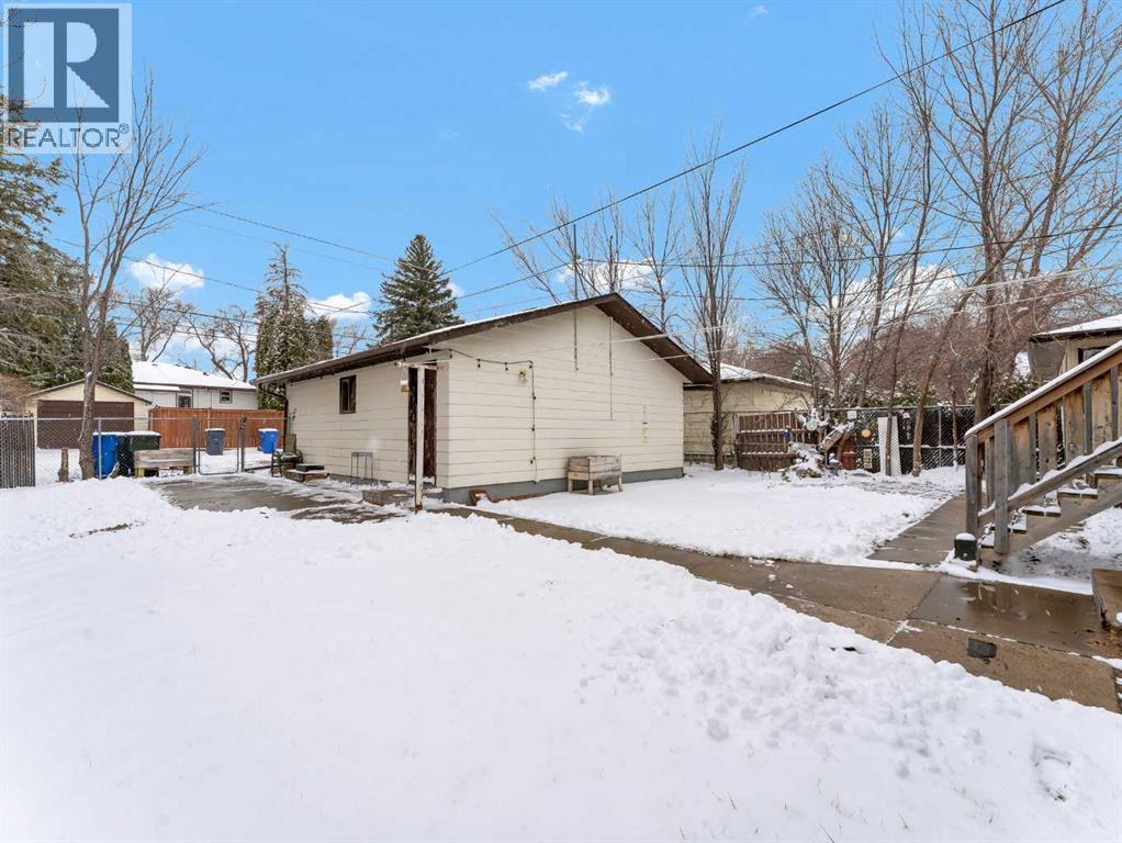 237 7 Street SW, Medicine Hat, Alberta  T1A 4K2 - Photo 40 - A2293578