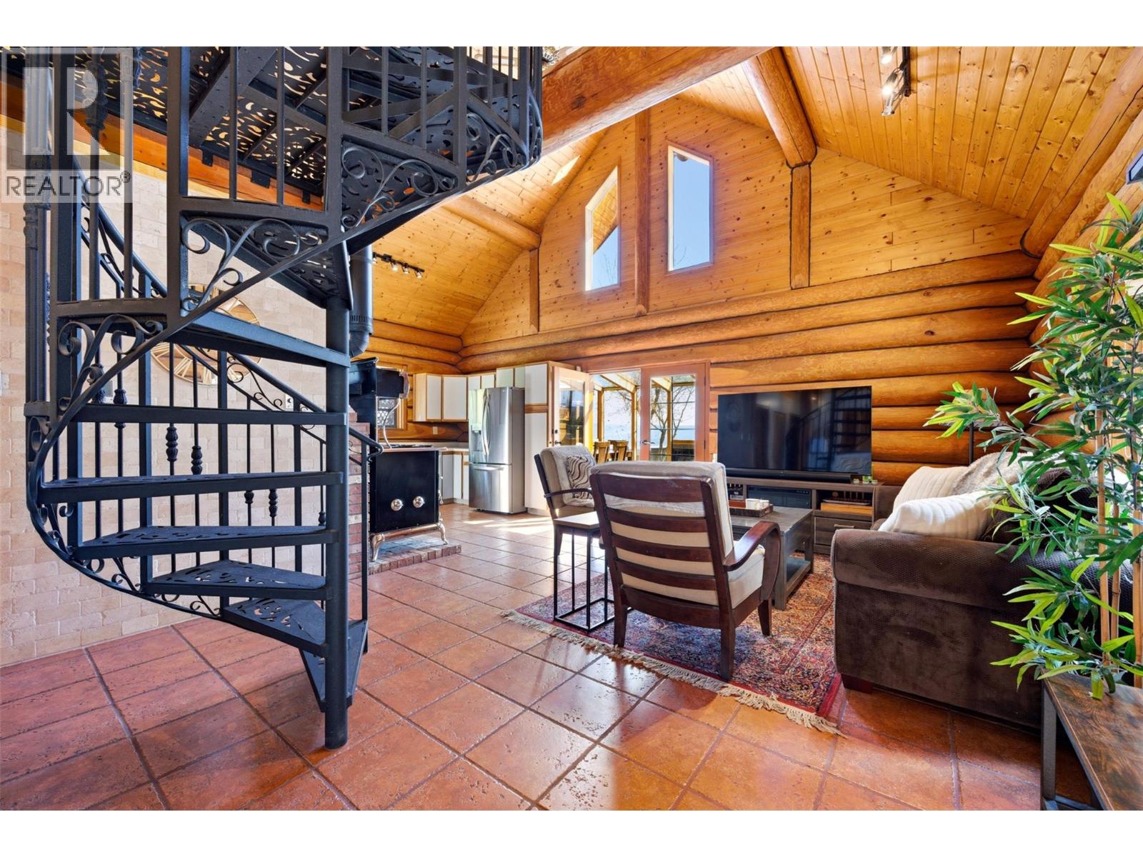 3743 Gates Road, West Kelowna, British Columbia