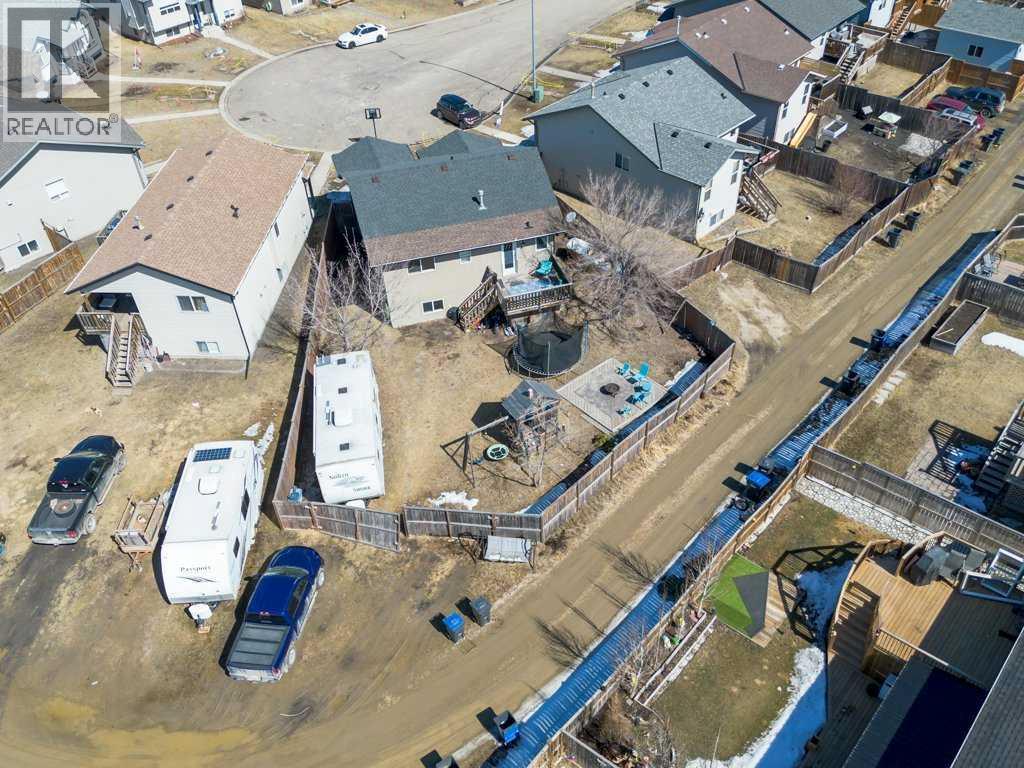 12 Hansen Close, Sylvan Lake, Alberta  T4S 2P1 - Photo 4 - A2301139