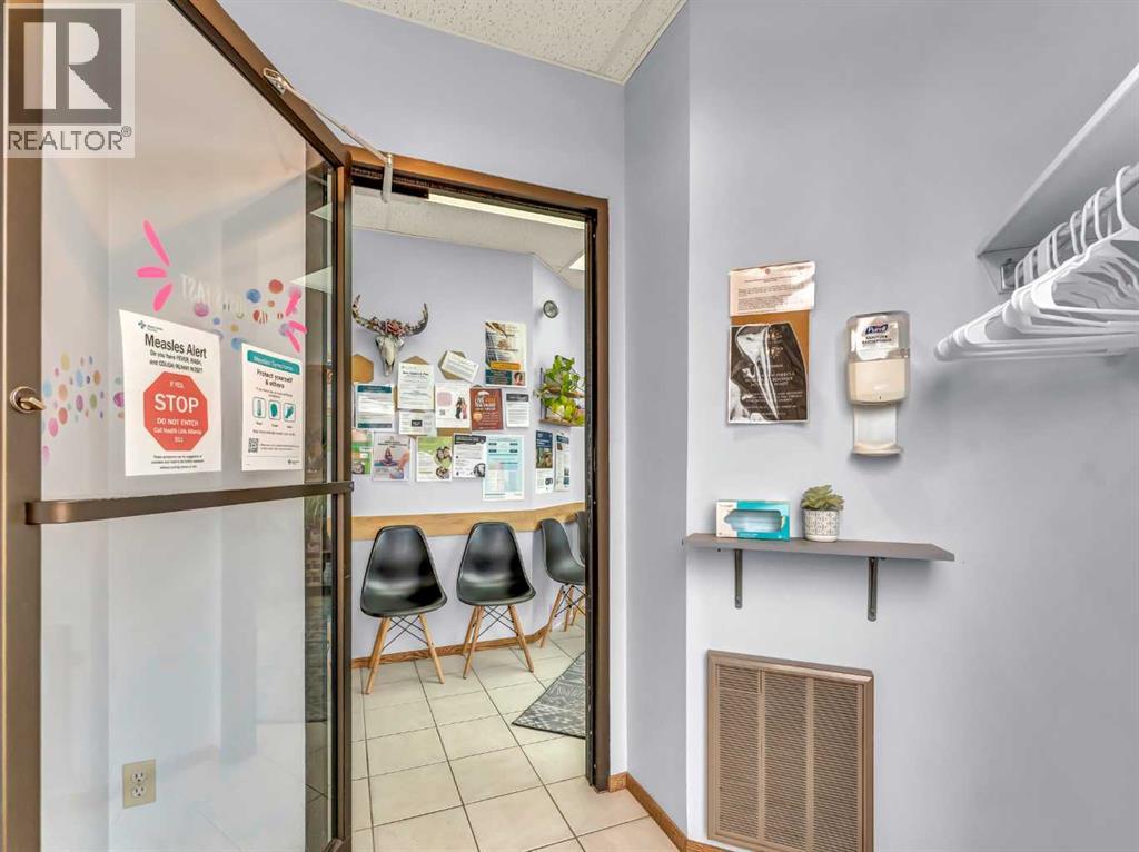 4, 809 Bullivant Crescent Sw, Medicine Hat, Alberta  T1A 5G5 - Photo 5 - A2302558