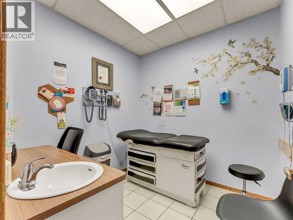 4, 809 Bullivant Crescent Sw, Medicine Hat, Alberta  T1A 5G5 - Photo 15 - A2302558