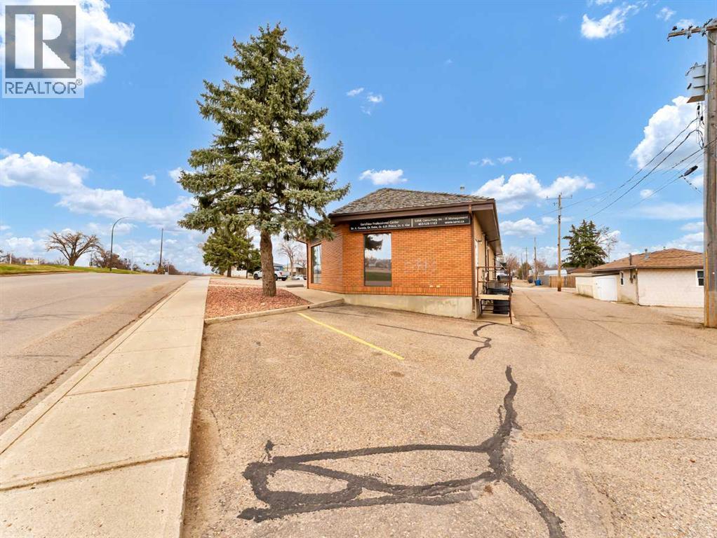 4, 809 Bullivant Crescent Sw, Medicine Hat, Alberta  T1A 5G5 - Photo 25 - A2302558