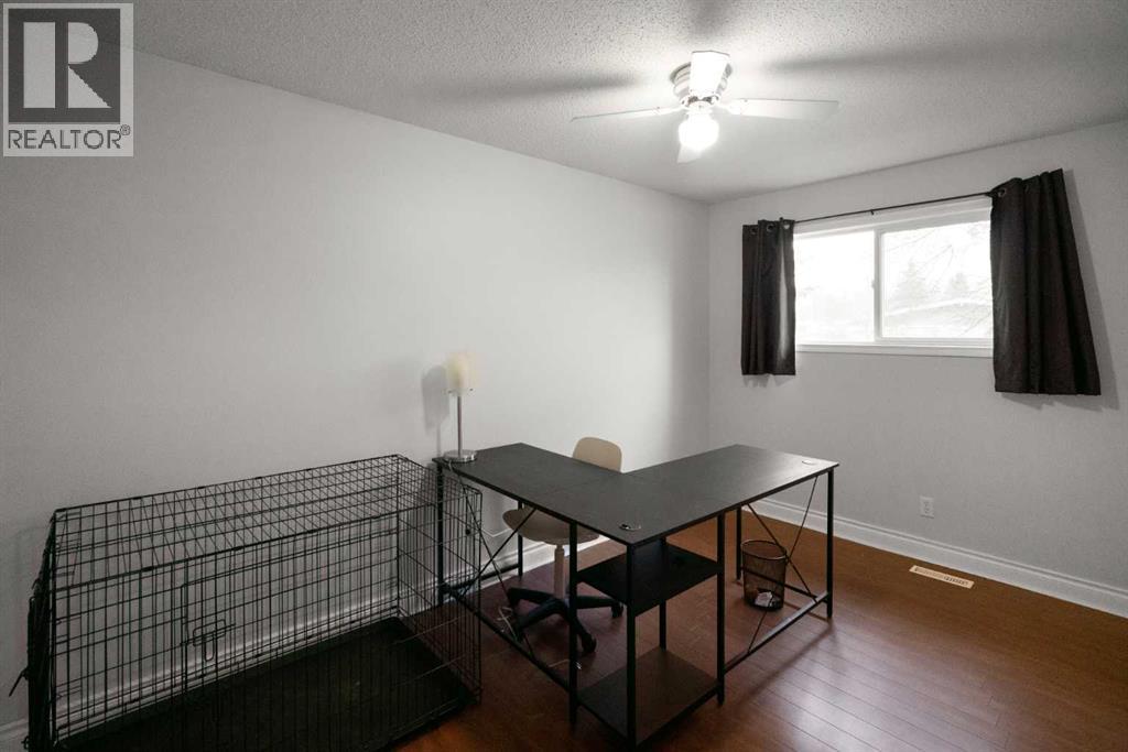 6706 Marler Drive, Camrose, Alberta  T4V 3R3 - Photo 11 - A2301769