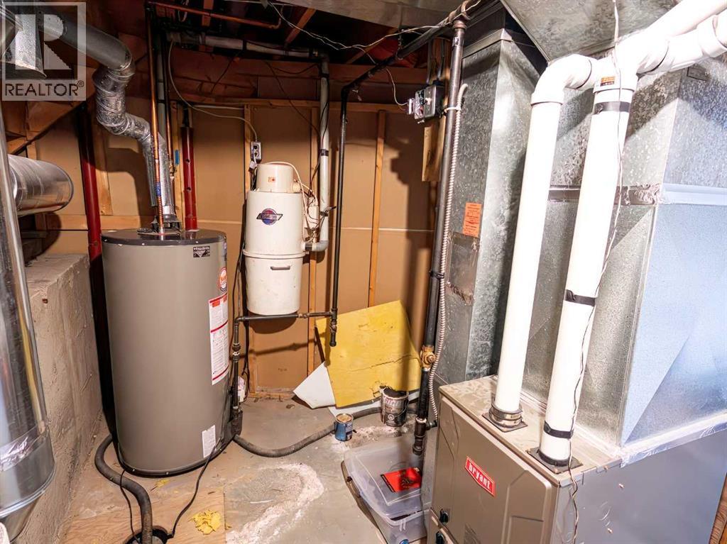 6706 Marler Drive, Camrose, Alberta  T4V 3R3 - Photo 18 - A2301769