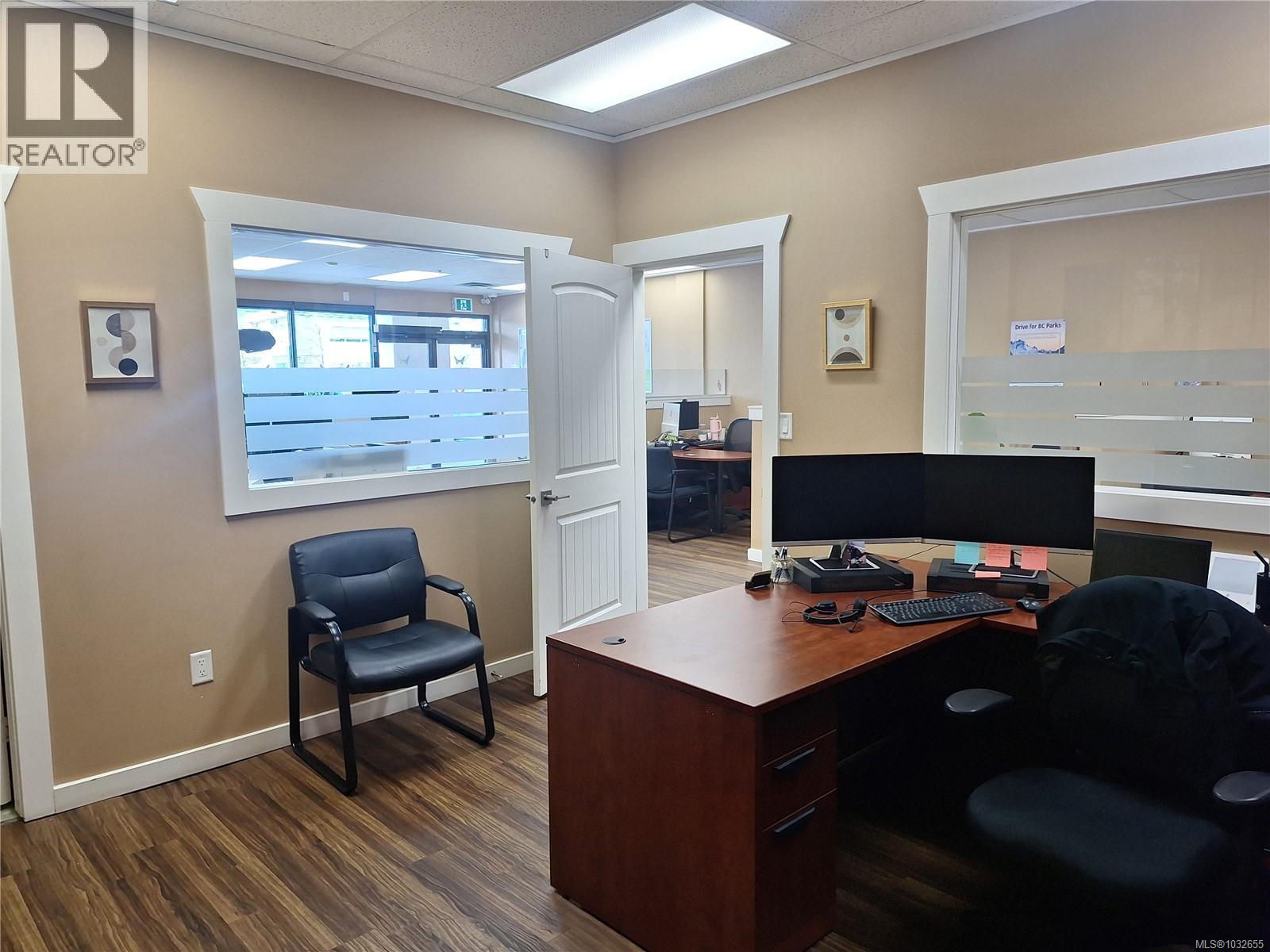 101 1808 Bowen Rd, Nanaimo, British Columbia  V9S 5W4 - Photo 8 - 1032655