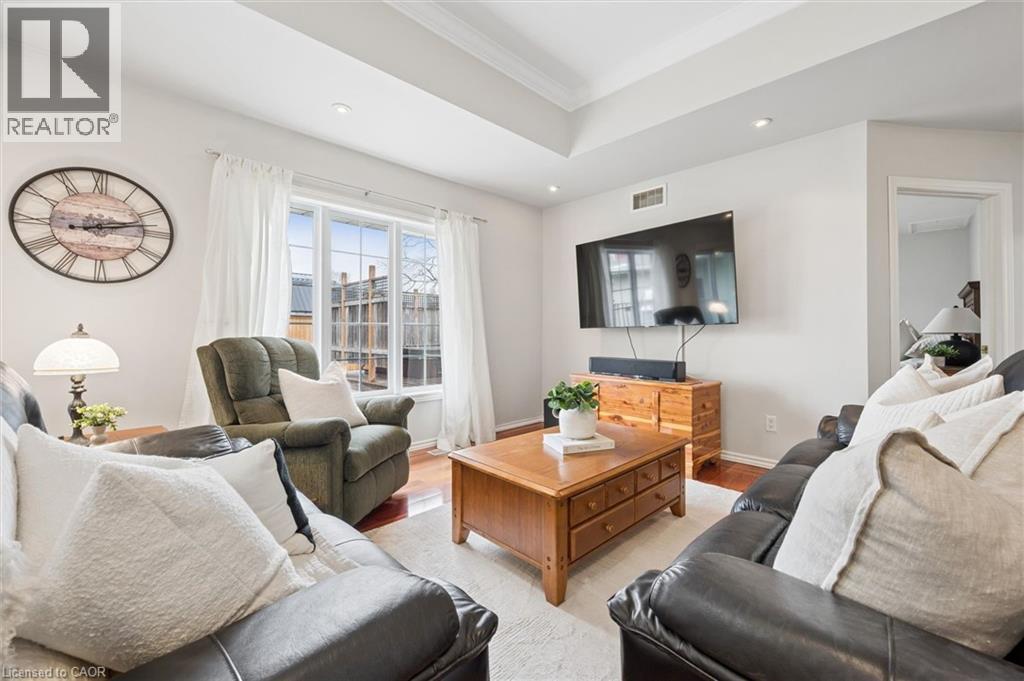 407 West Gore Street, Stratford, Ontario  N5A 1L2 - Photo 7 - 40821636