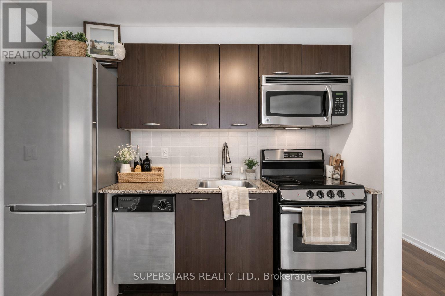 1416 - 38 Joe Shuster Way, Toronto, Ontario  M6K 0A5 - Photo 10 - W13034988