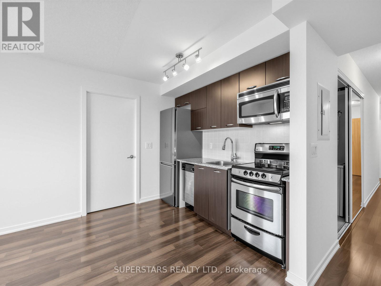 1416 - 38 Joe Shuster Way, Toronto, Ontario  M6K 0A5 - Photo 9 - W13034988