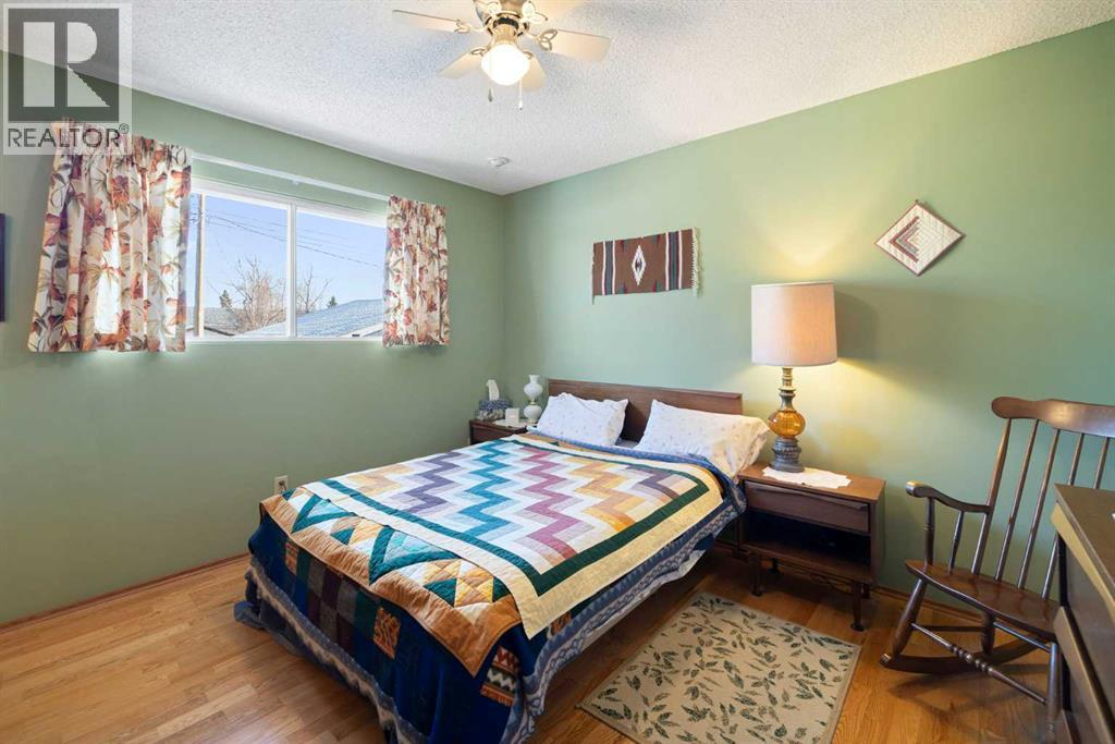 472 Cedarpark Drive Sw, Calgary, Alberta  T2W 2J7 - Photo 30 - A2299627