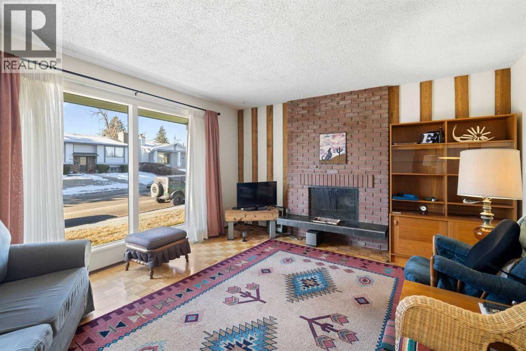 472 Cedarpark Drive Sw, Calgary, Alberta  T2W 2J7 - Photo 10 - A2299627