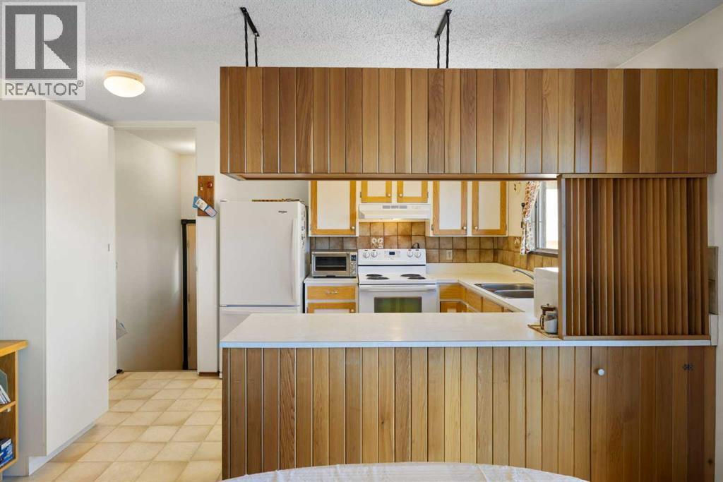 472 Cedarpark Drive Sw, Calgary, Alberta  T2W 2J7 - Photo 20 - A2299627