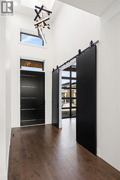 315 Elveden Court SW, Calgary, Alberta  T3H 2A9 - Photo 8 - A2303163