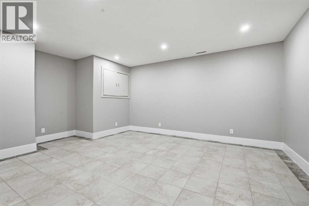 91 Patterson Crescent Sw, Calgary, Alberta  T3J 2B9 - Photo 35 - A2303800