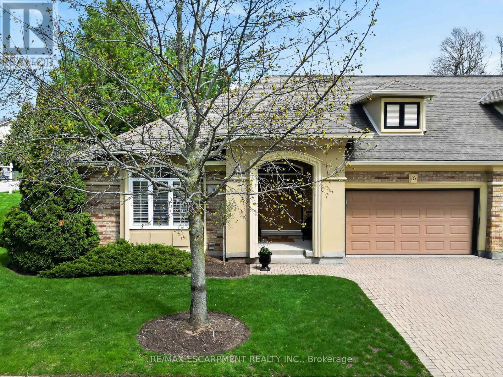 16 - 42 CONCORD STREET, Pelham, Ontario